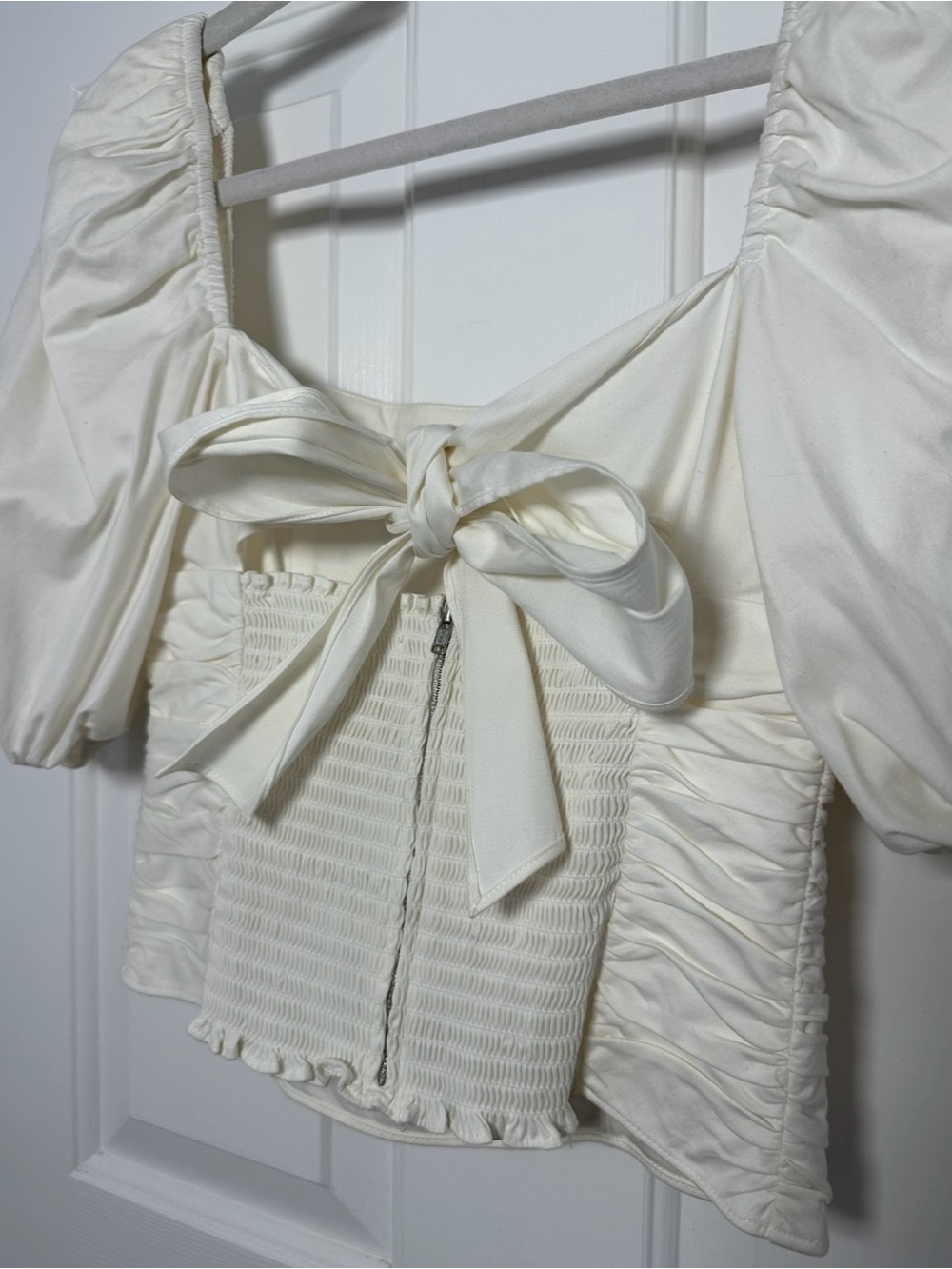 Reformation Barry Top with Bow & Puff Sleeve - Picture 5 of 8
